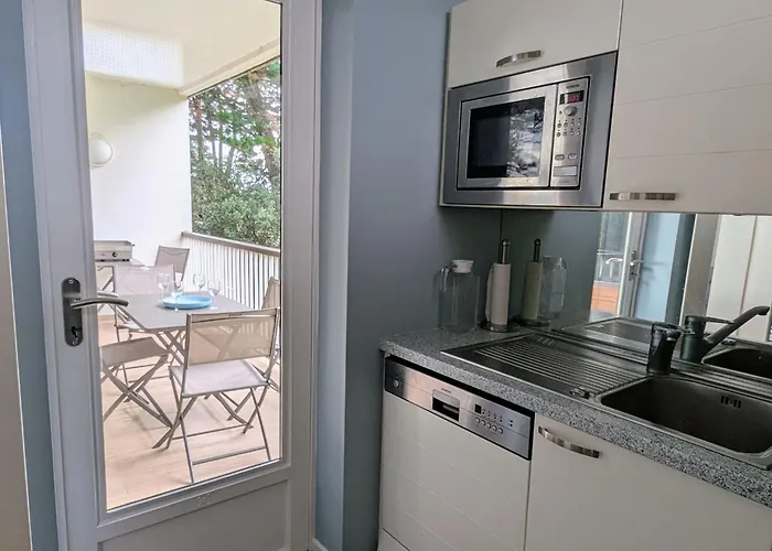 Lägenhet Ker Maretz Lumineux Entre Cote Et Parc *